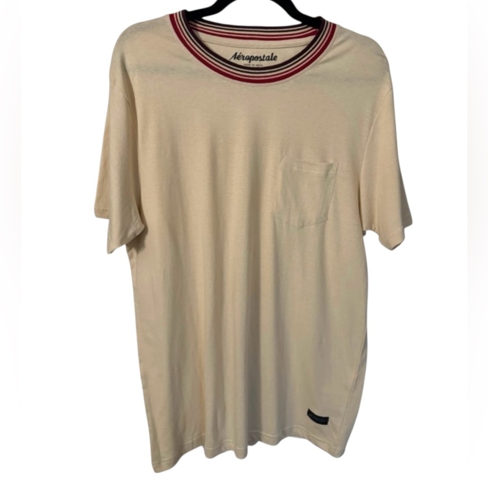 NWT: Aeropostale Men's Large Pocket T-Shirt Oat color, comfort fit
